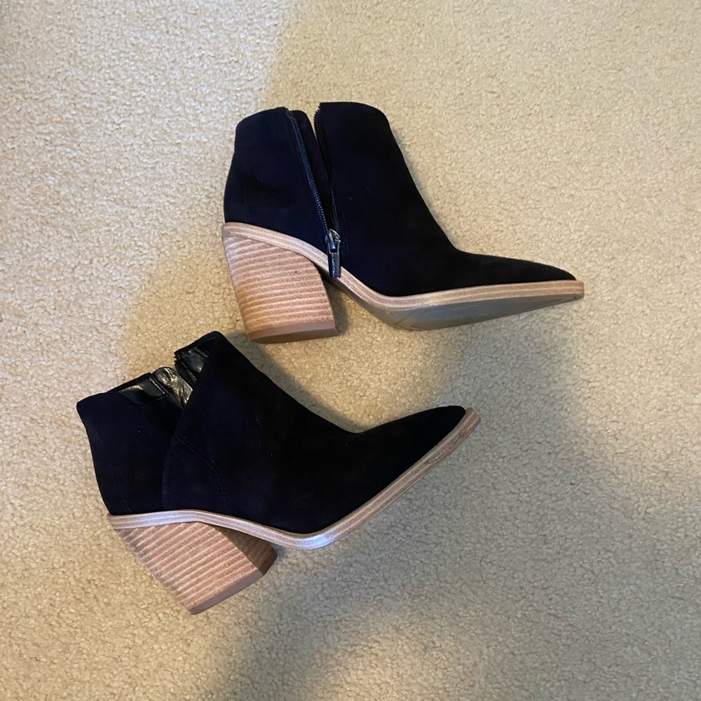 Vince Camuto Booties